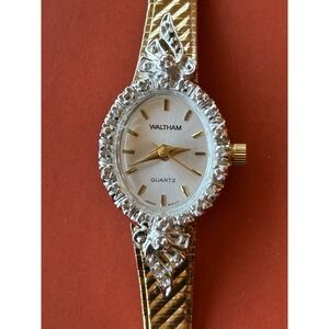 Vintage Waltham Ladies Watch Gold Tone Diamond Bezel